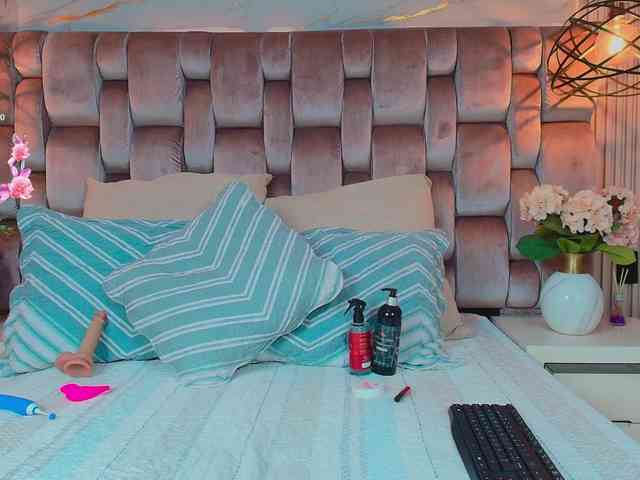 gabyevans webcam