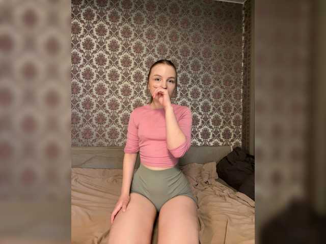 FeezkaYulia live cam on BongaCams