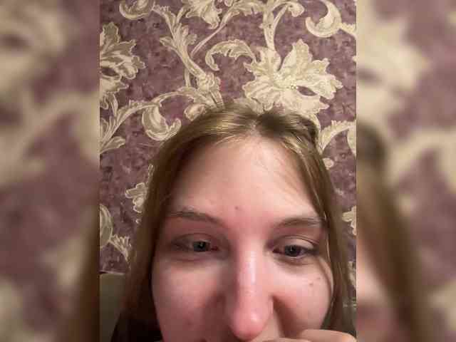 Модель: Arinkaaaa