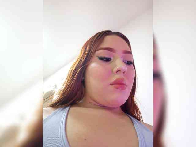 ChloeCartier webcam