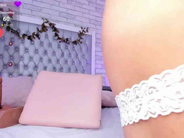 ChloeCartier webcam