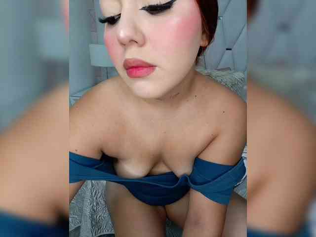ChloeCartier webcam