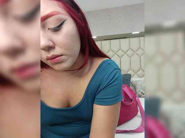ChloeCartier webcam