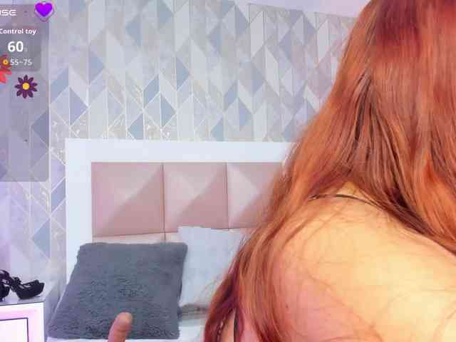 ChloeCartier webcam