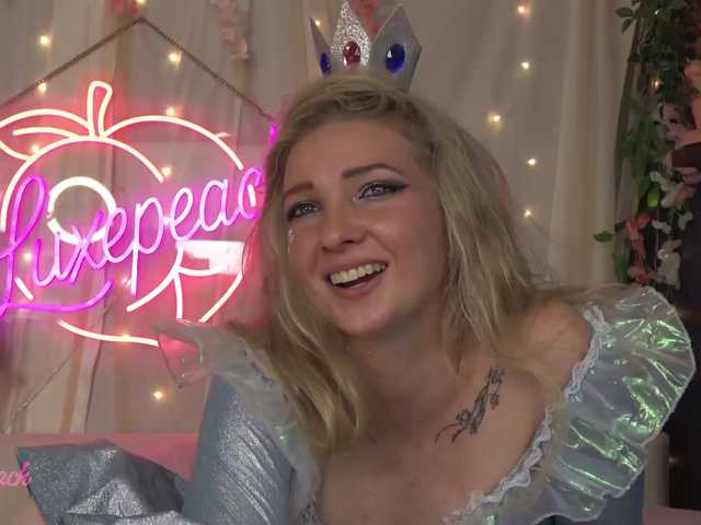LuxePeach