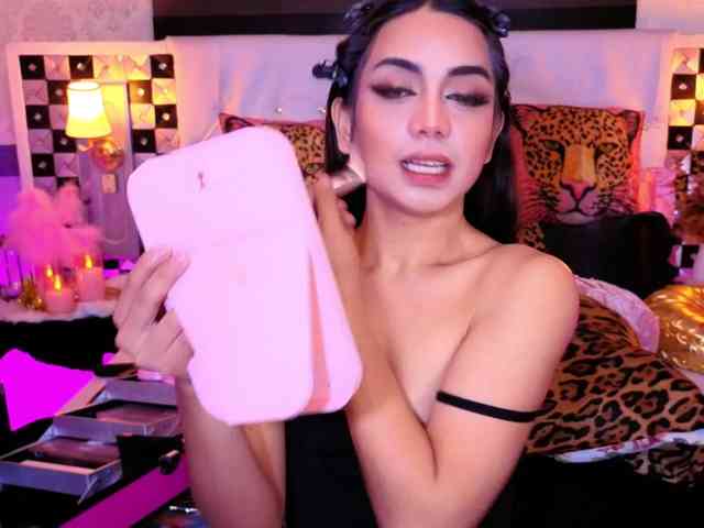 DestinyGibsen Live Webcam on BongaCams