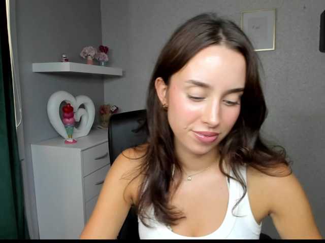 adeleLive Live-Cam auf BongaCams