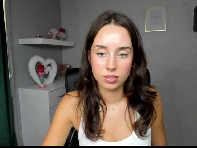 adeleLive live webcam show