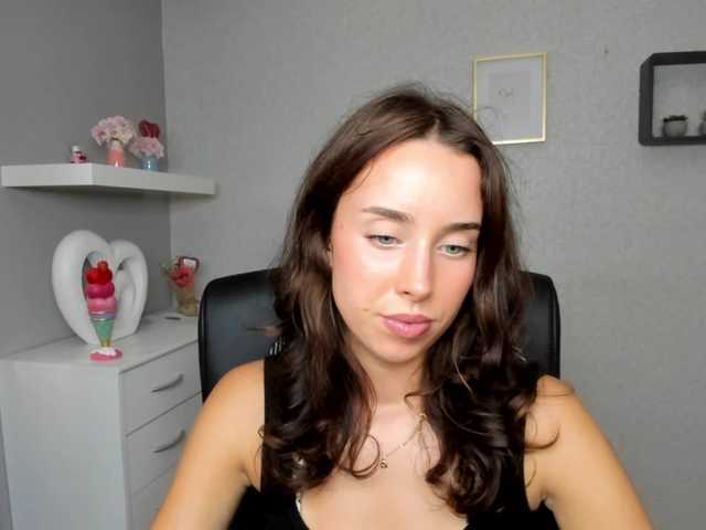 adeleLive live webcam show