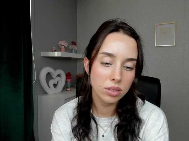adeleLive live cam on BongaCams