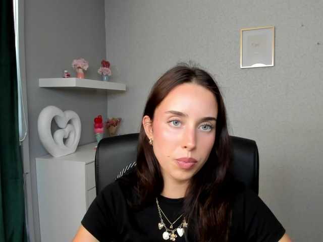 adeleLive preview