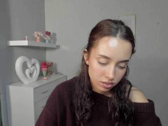 adeleLive's BongaCams show and profile