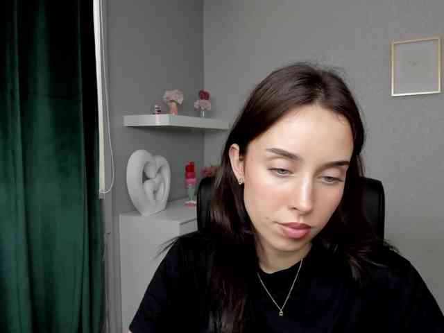 adeleLive webcam