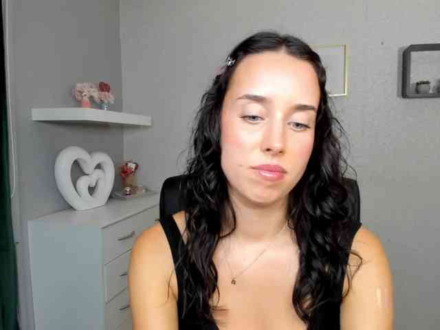 adeleLive Live Webcam on BongaCams