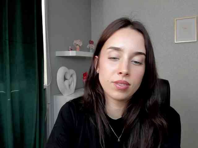 adeleLive webcam