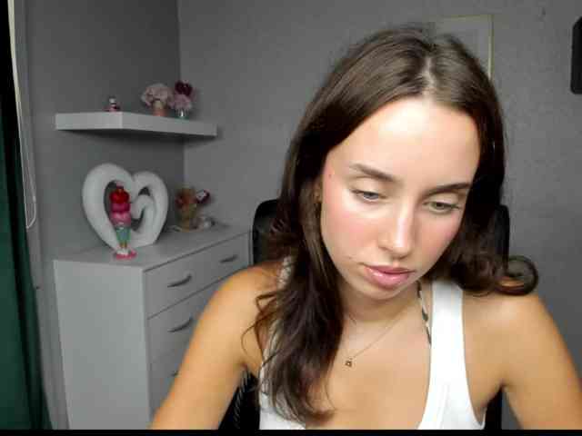 adeleLive webcam