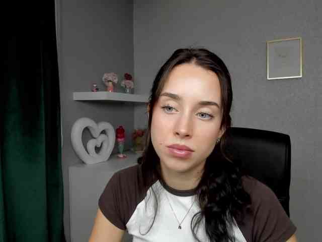 adeleLive webcam