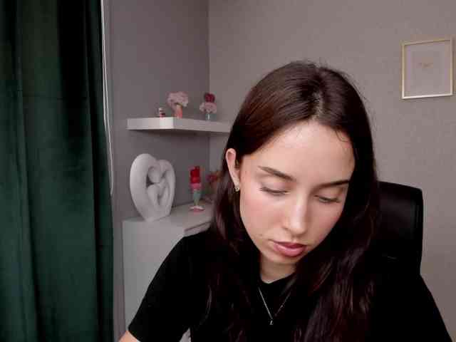 adeleLive webcam
