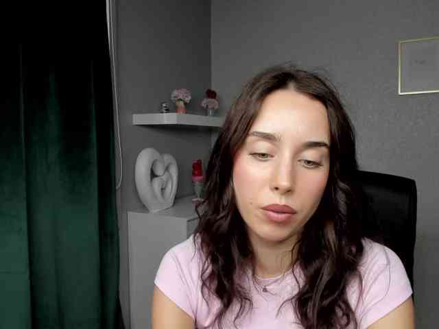 adeleLive webcam