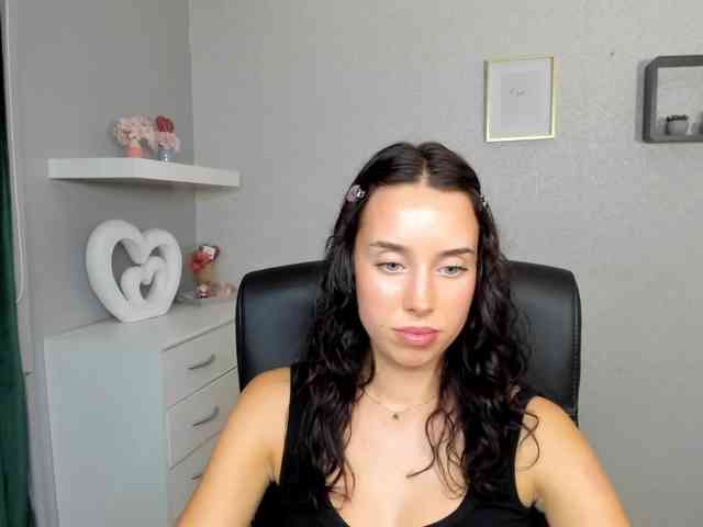 adeleLive Live Webcam on BongaCams