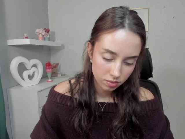 adeleLive webcam