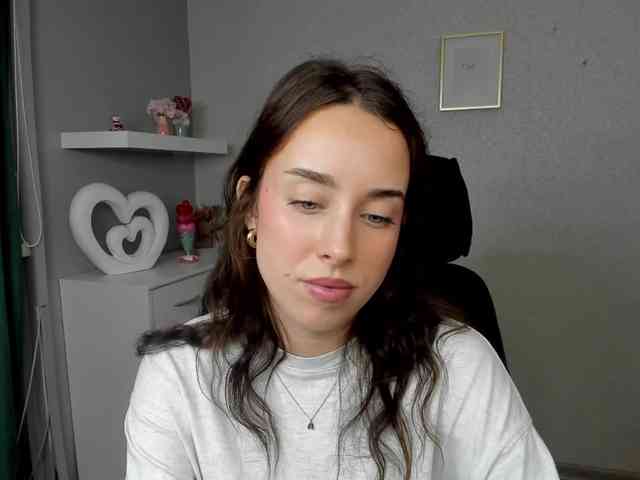adeleLive webcam