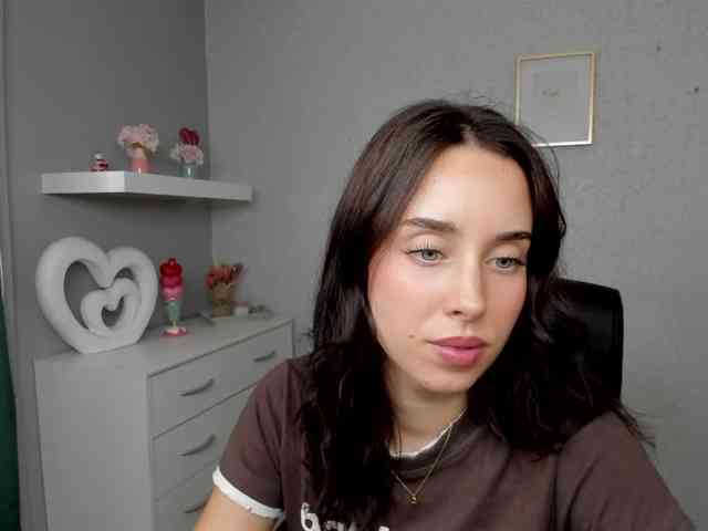 adeleLive webcam