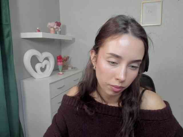 adeleLive webcam