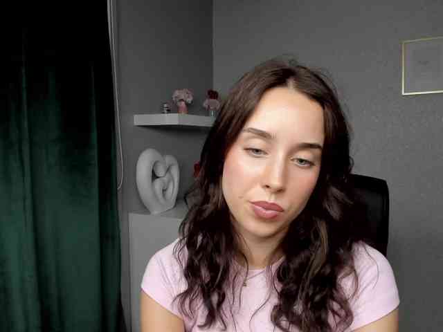adeleLive webcam