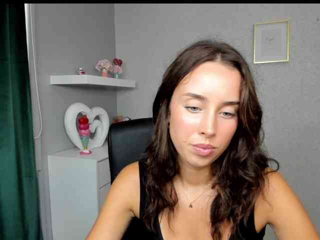 adeleLive webcam