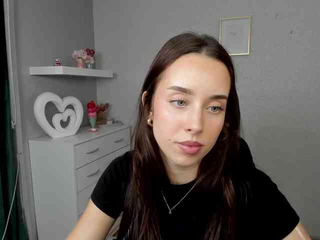 adeleLive webcam