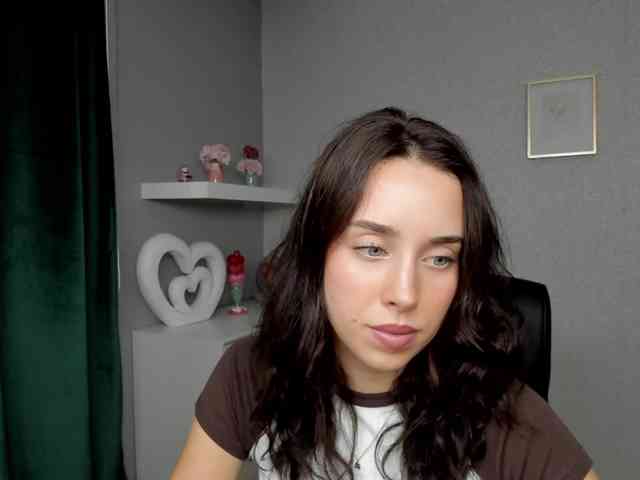 adeleLive webcam