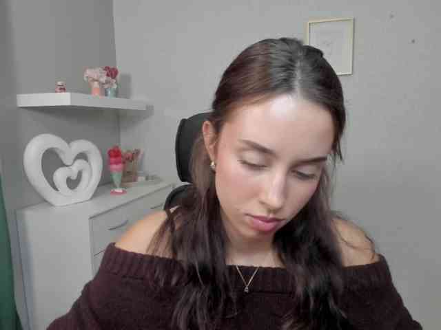 adeleLive webcam