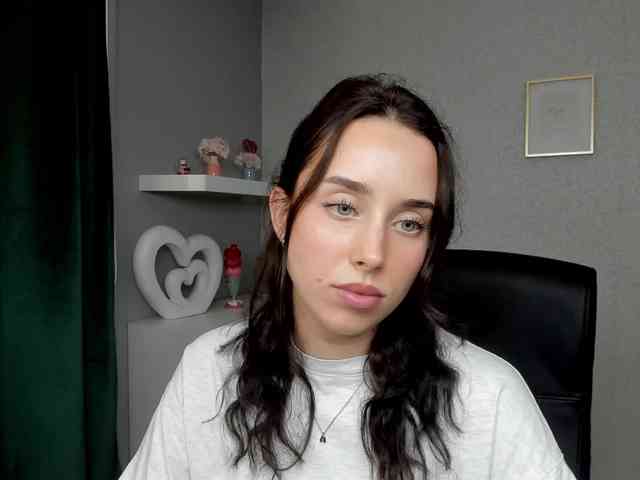 adeleLive webcam