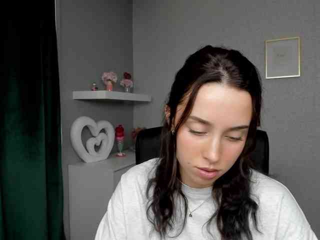 adeleLive webcam