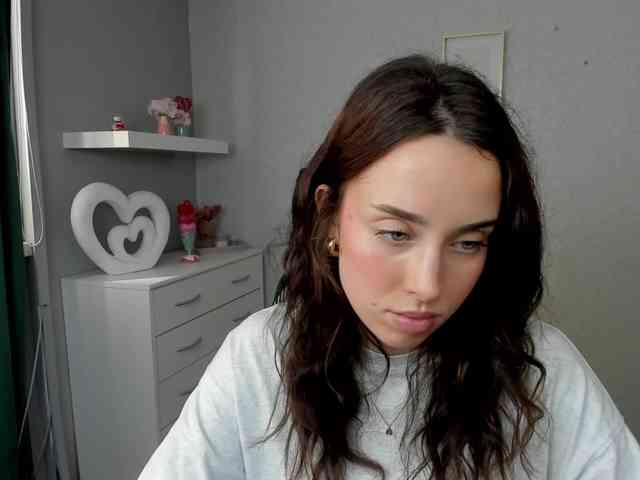 adeleLive webcam