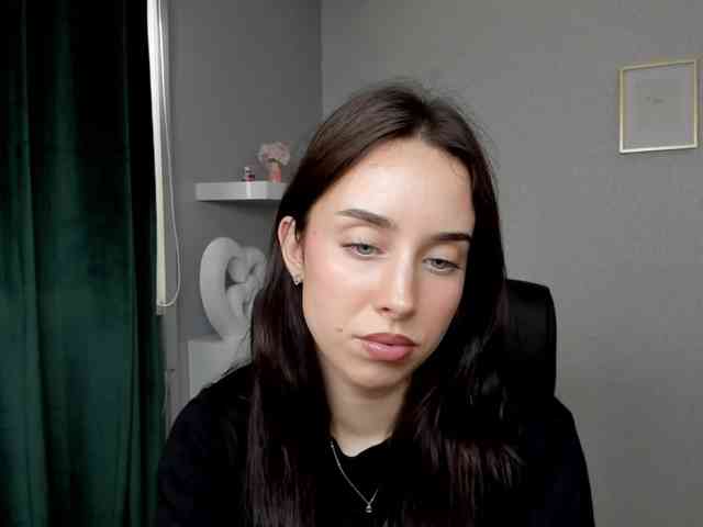 adeleLive webcam