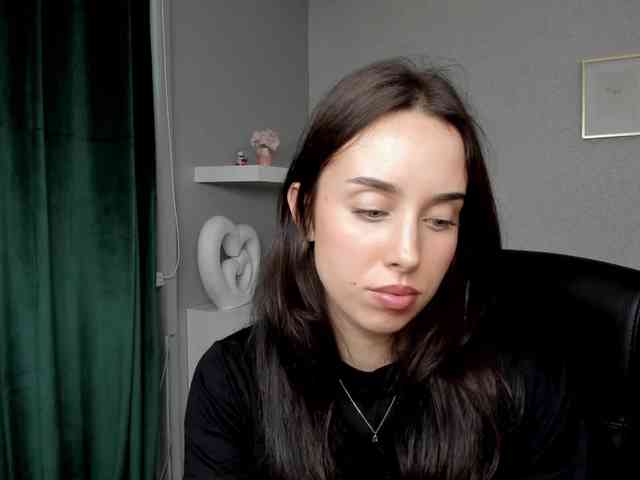 adeleLive webcam