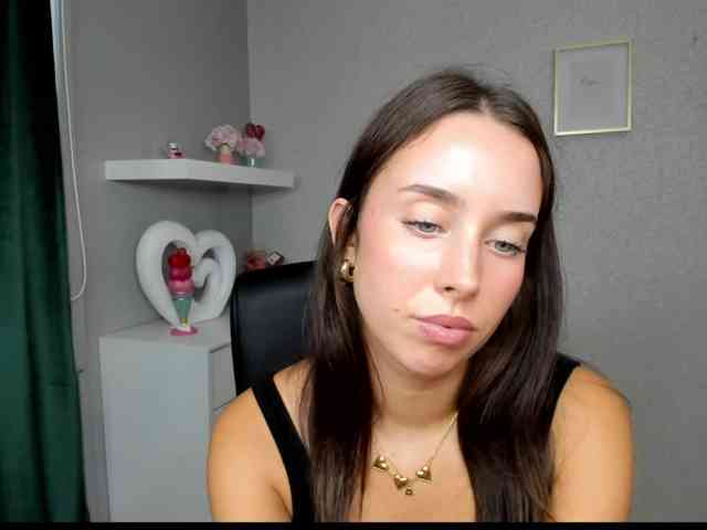adeleLive webcam