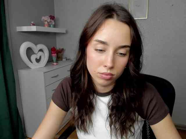 adeleLive webcam