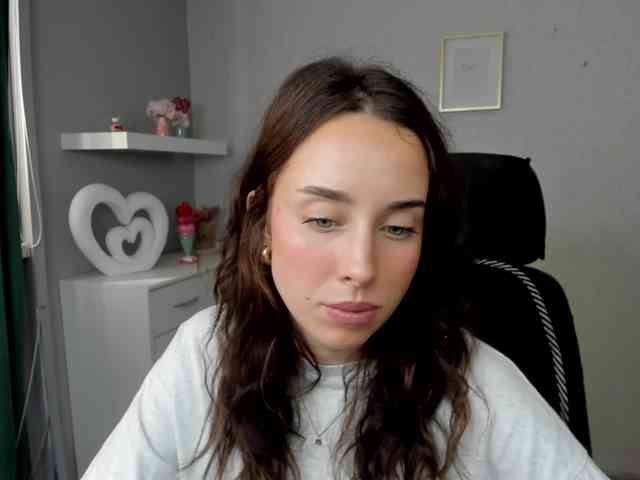 adeleLive webcam