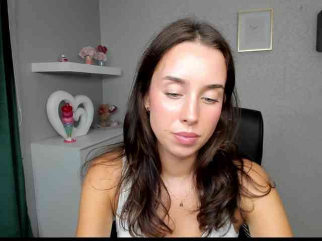 adeleLive webcam