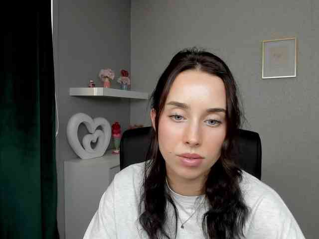 adeleLive webcam