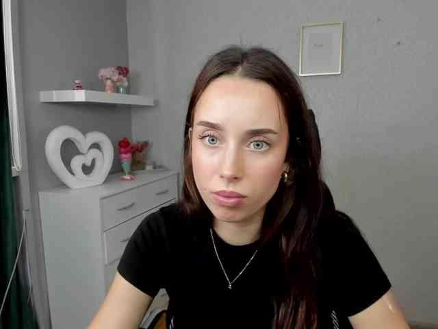 adeleLive webcam