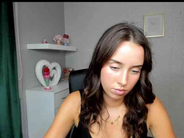 adeleLive webcam