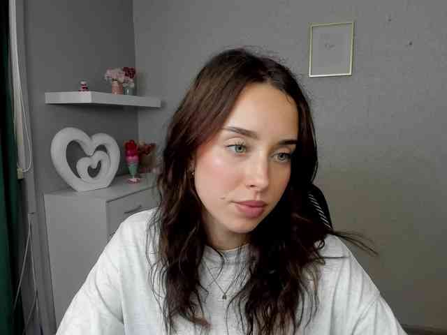 adeleLive webcam
