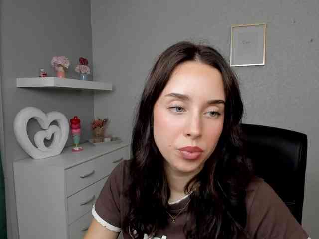 adeleLive webcam