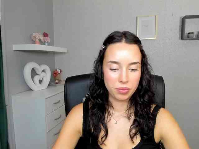 adeleLive Live Webcam on BongaCams