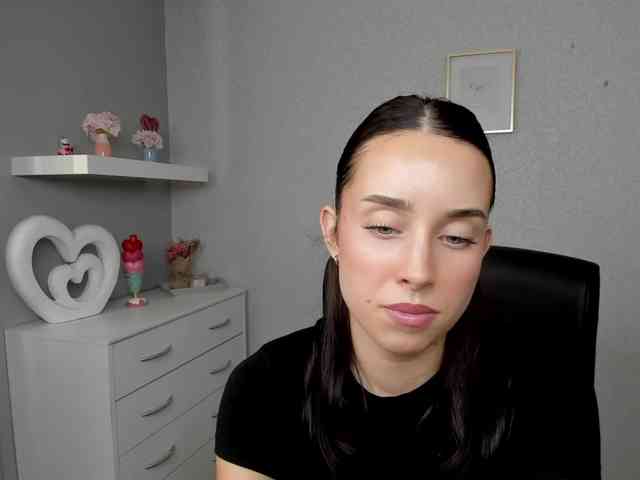 adeleLive webcam