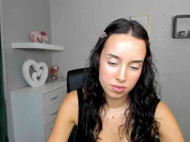 adeleLive Live Webcam on BongaCams
